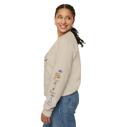 Personalisiertes Mama-Bär Sweatshirt mit Kindernamen am Ärmel – Geschenk für Mama