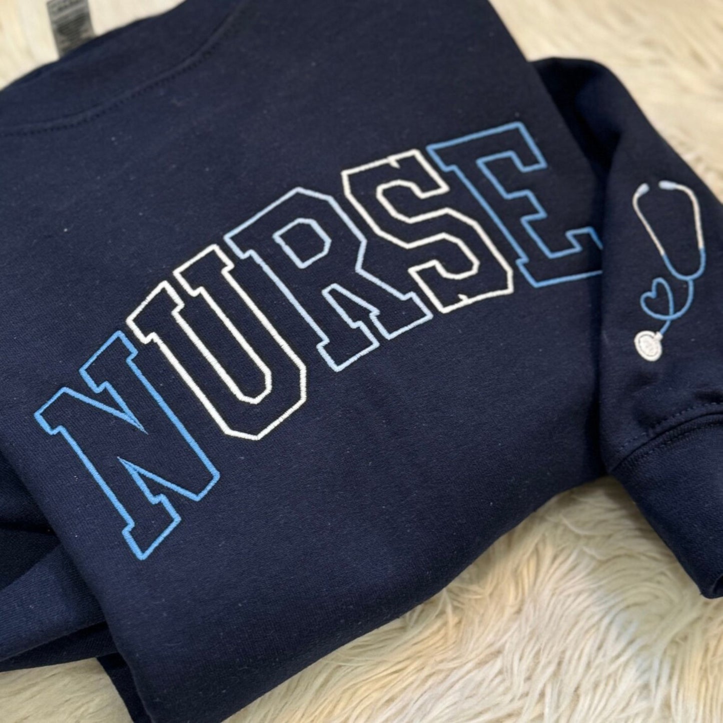 Besticktes Krankenschwester Sweatshirt - Geschenk für Krankenschwester