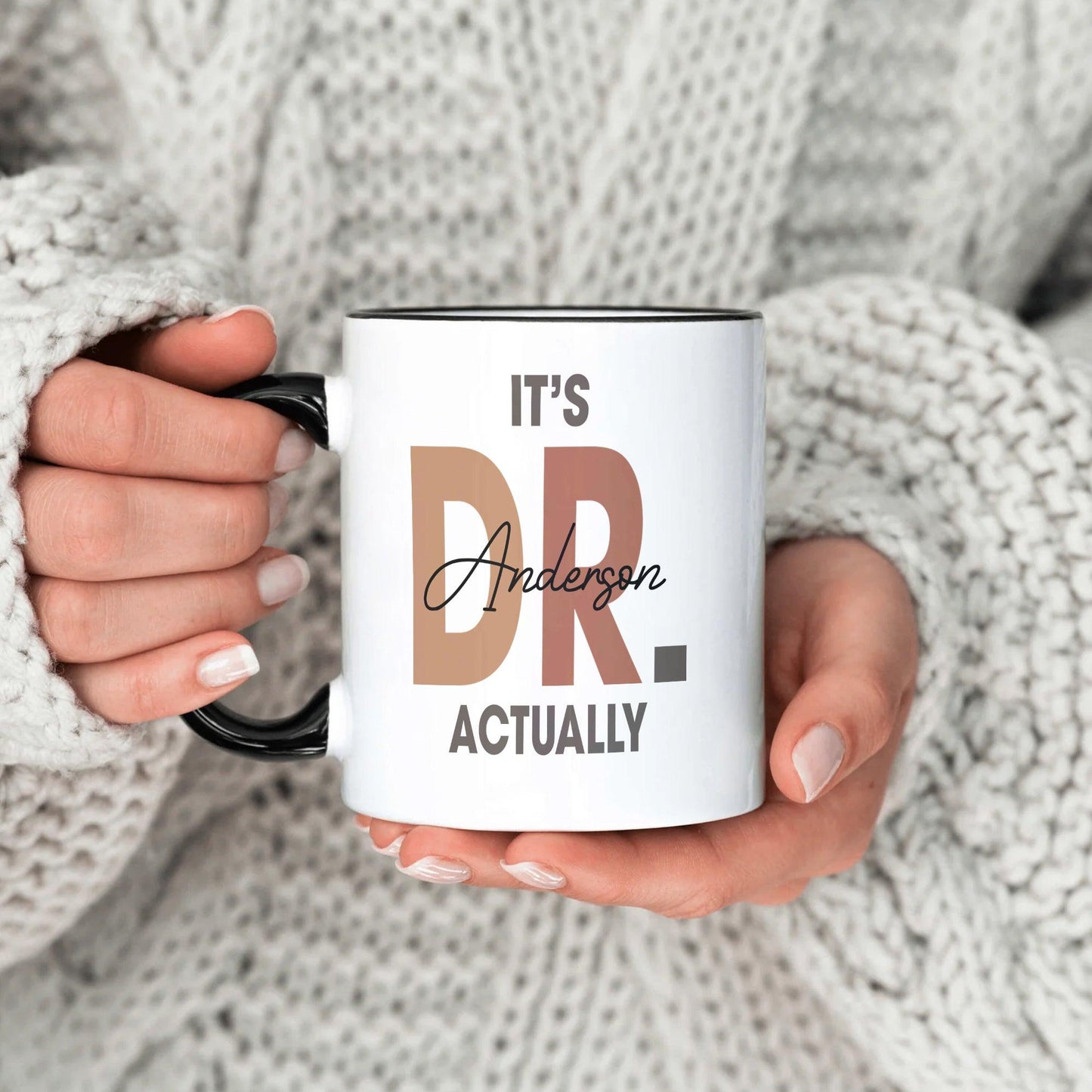 Benutzerdefinierte Dr. Kaffeetasse – Geschenk für Arzt - GiftHaus