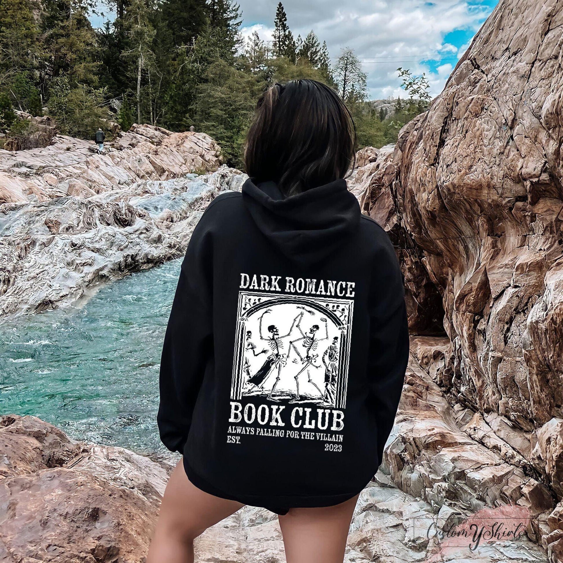 Dark Romance Book Club Hoodie und Sweatshirt – lustiges Geschenk für Leser - GiftHaus