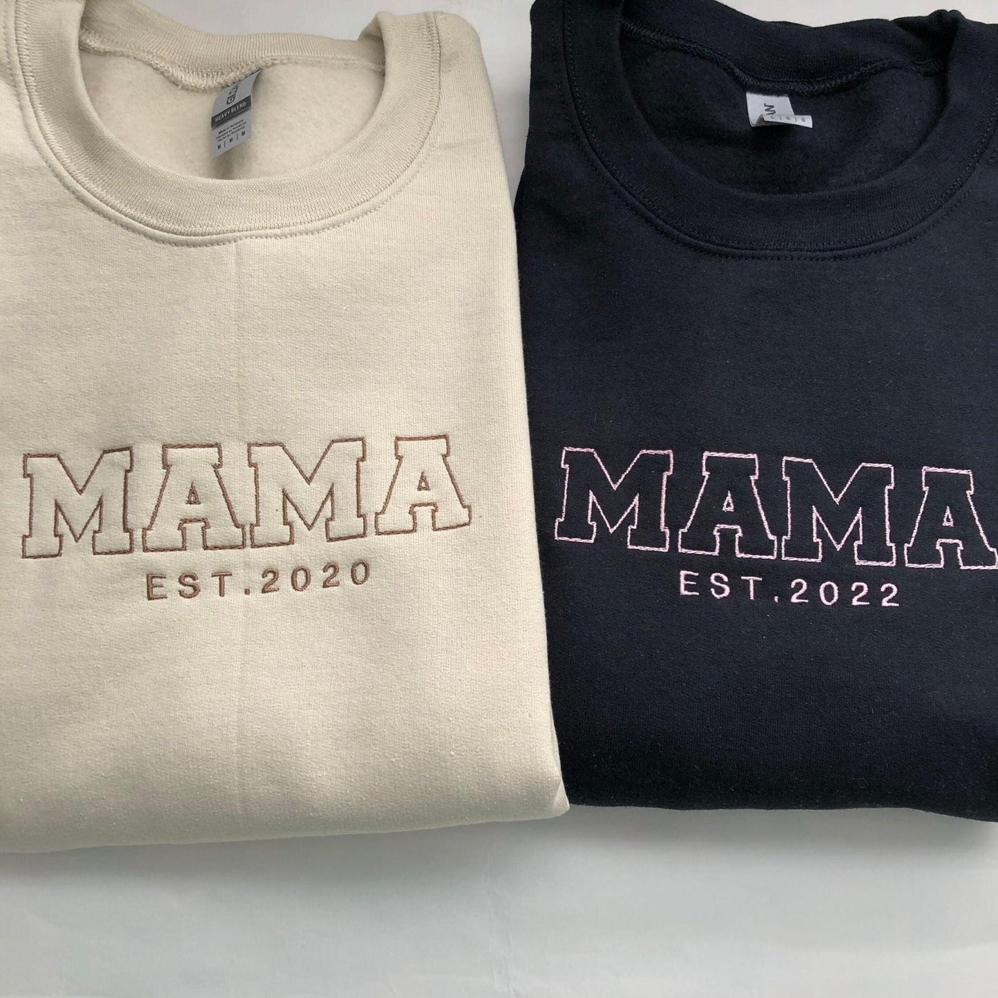 Individuell besticktes MAMA Sweatshirt - Personalisiertes Mama Geschenk - GiftHaus