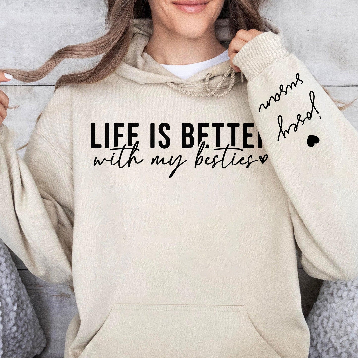 Individuelles 'Das Leben ist schöner mit meinem besten Freund' Sweatshirt und Hoodie - Bestie Geschenk - GiftHaus