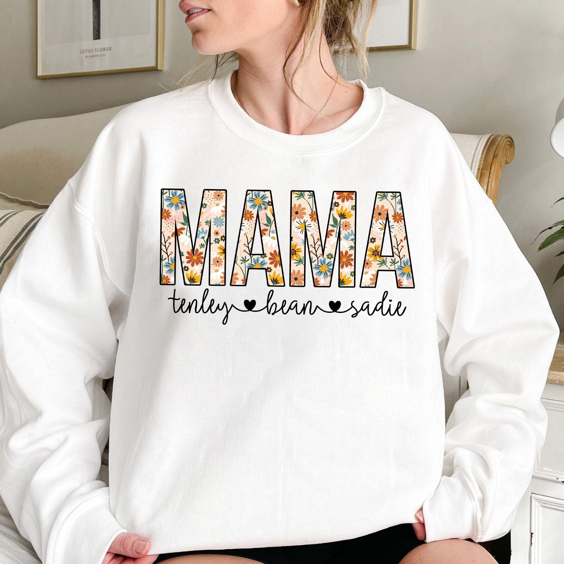 Individuelles Mama Sweatshirt mit Kindernamen - Geschenk für Mama - GiftHaus