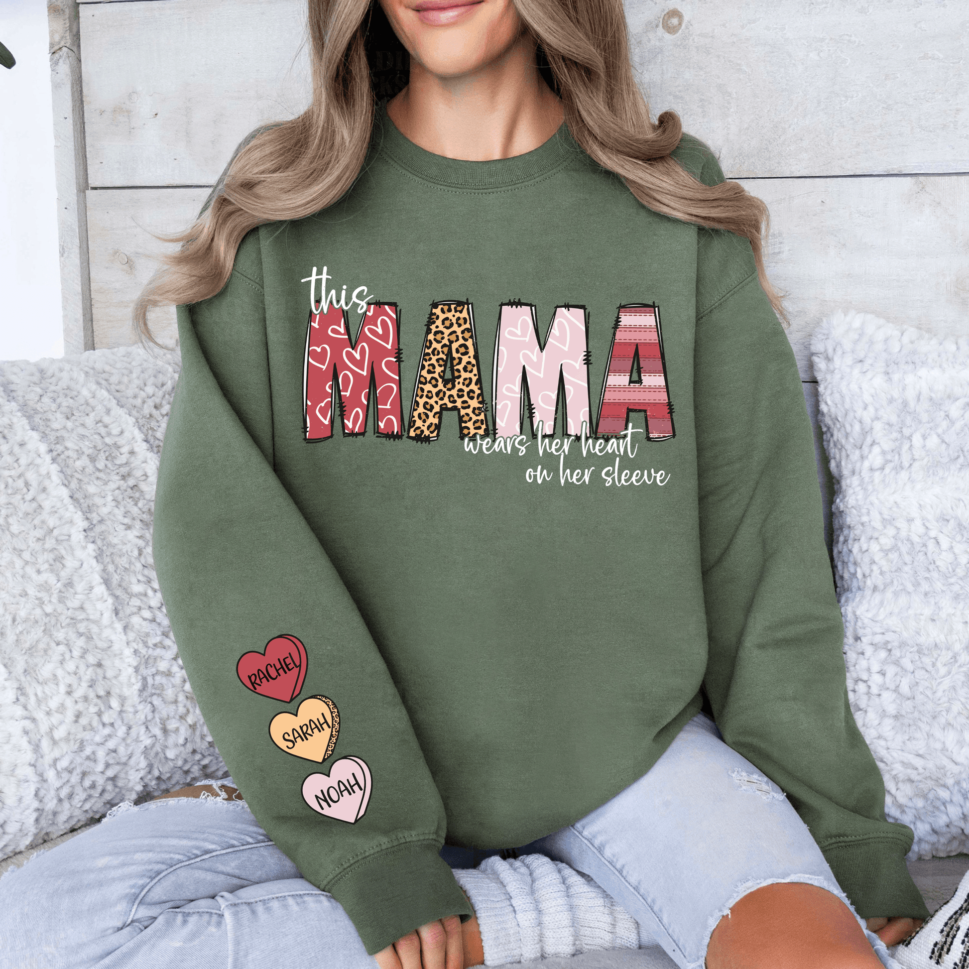 Mama-Herzenssweatshirt – Personalisierbar mit Namen - GiftHaus