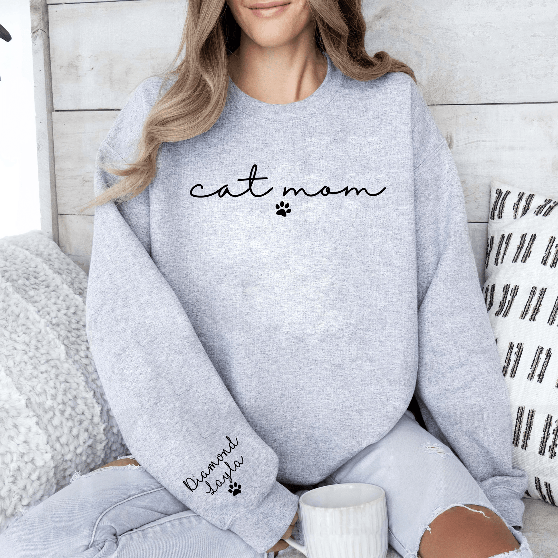 Personalisiertes Katzenmutter-Sweatshirt - Geschenk für Sie - Mit Namen Anpassbar - GiftHaus