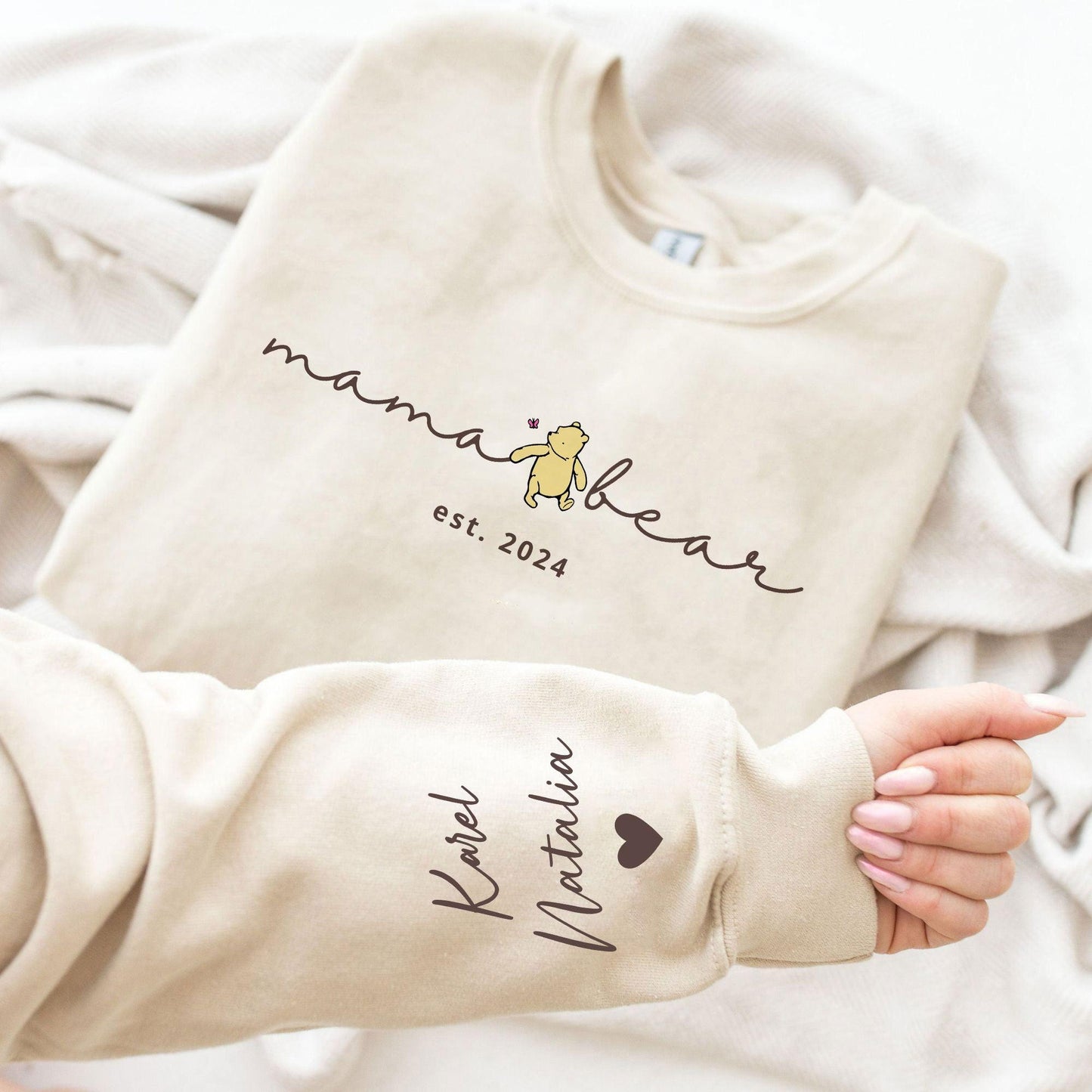 Personalisiertes Mama Bär Winnie The Pooh Sweatshirt - Geschenk für Mama - GiftHaus