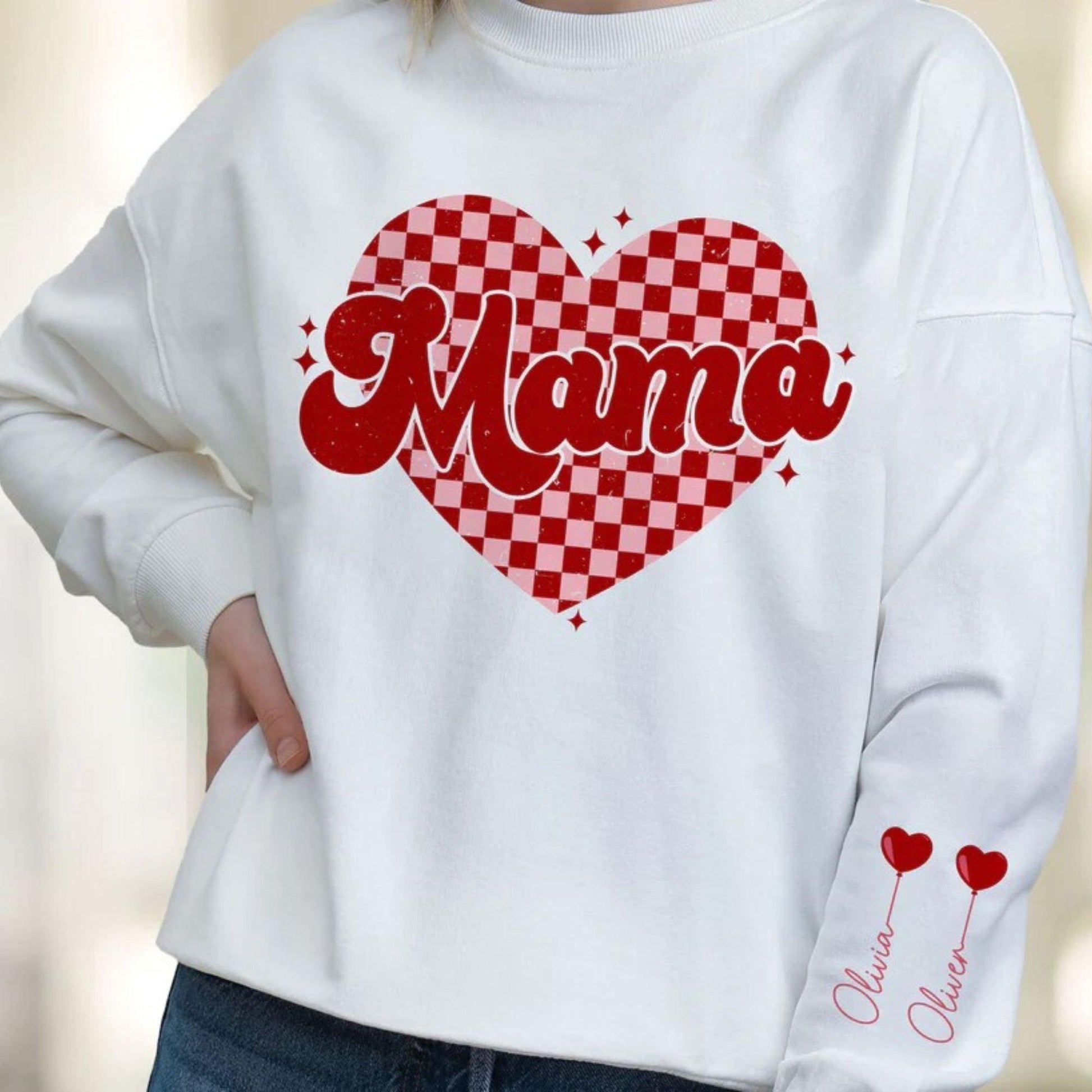Personalisiertes Mama Herz Sweatshirt - GiftHaus