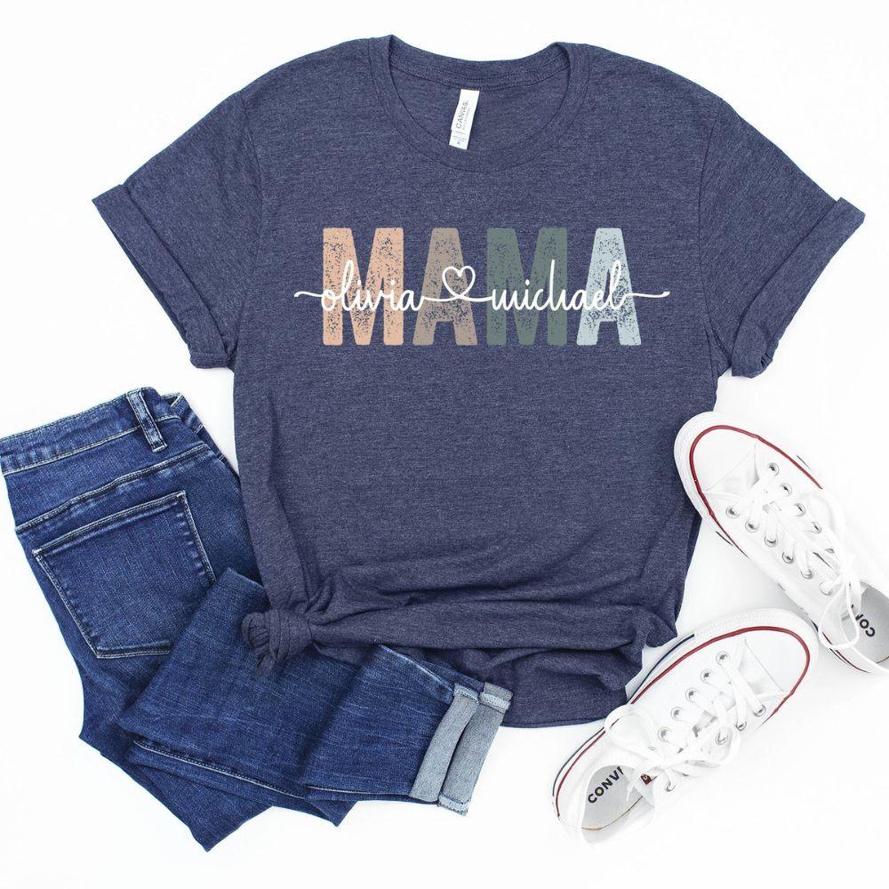 Personalisiertes Mama-Shirt, Mama-Shirt mit Namen, personalisiertes Mama-T-Shirt, individuelles Mama-Shirt, Muttertagsshirt, Mama mit Kindernamen-T-Shirt - GiftHaus