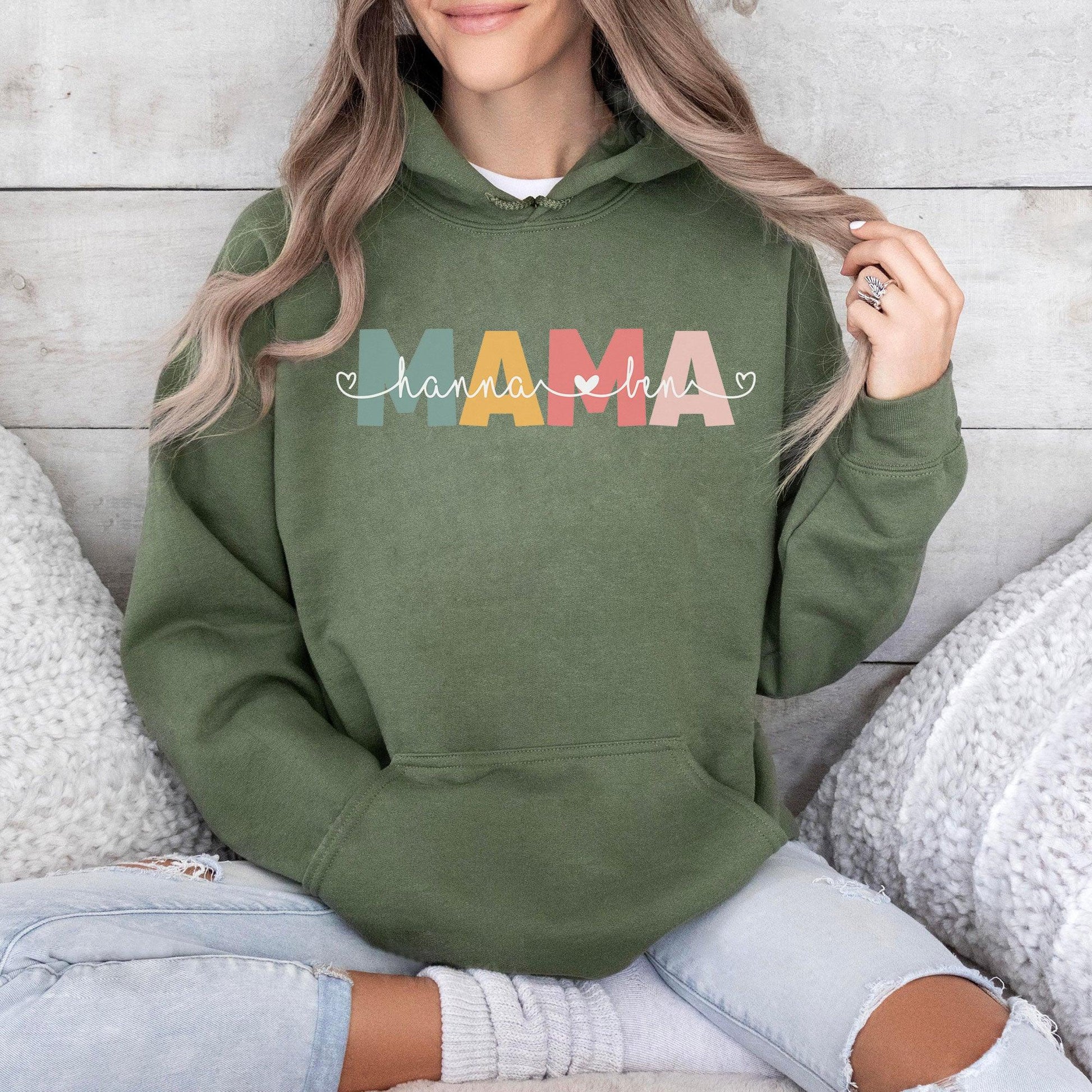 Personalisiertes Mama Sweatshirt mit Kindernamen – Geschenk für Mama - GiftHaus