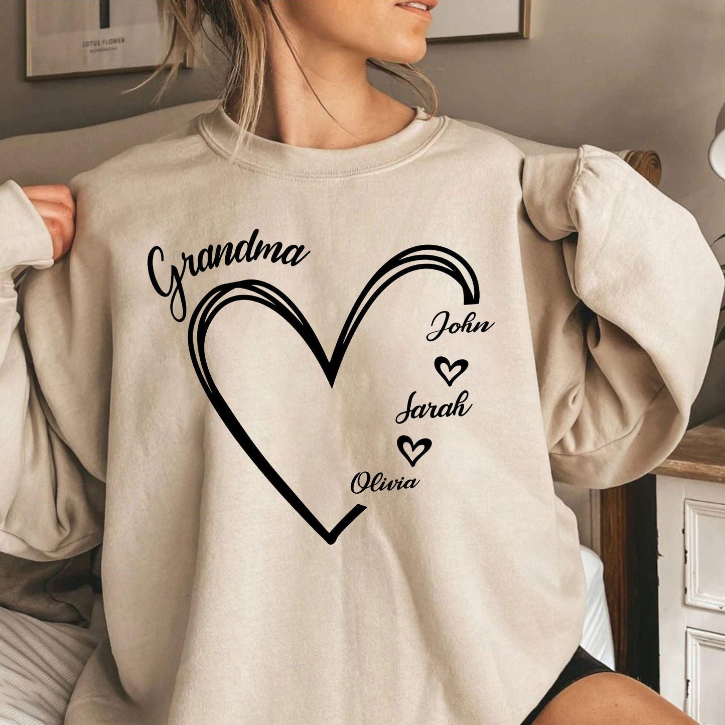Personalisiertes Oma Herz Sweatshirt - Geschenk für Oma - GiftHaus