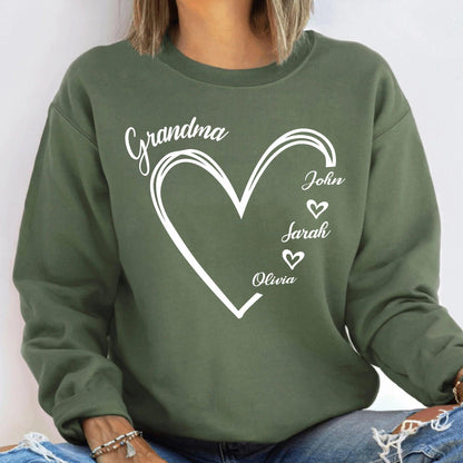 Personalisiertes Oma Herz Sweatshirt - Geschenk für Oma - GiftHaus