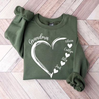 Personalisiertes Oma-Herz-Sweatshirt – personalisiertes Mama-Herz-Sweatshirt mit Kindernamen - GiftHaus
