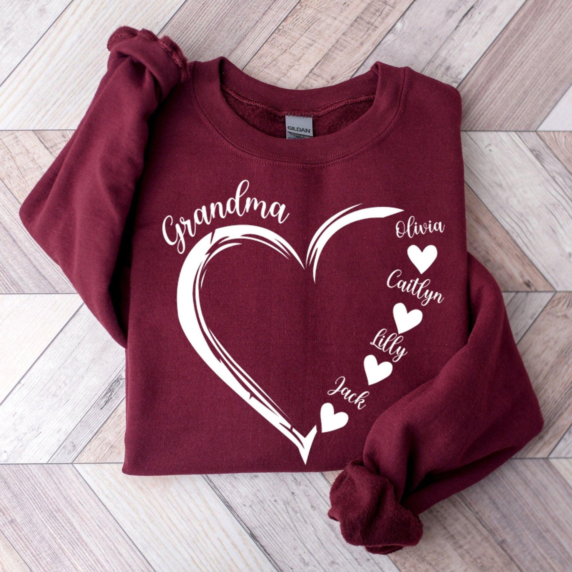 Personalisiertes Oma-Herz-Sweatshirt – personalisiertes Mama-Herz-Sweatshirt mit Kindernamen - GiftHaus