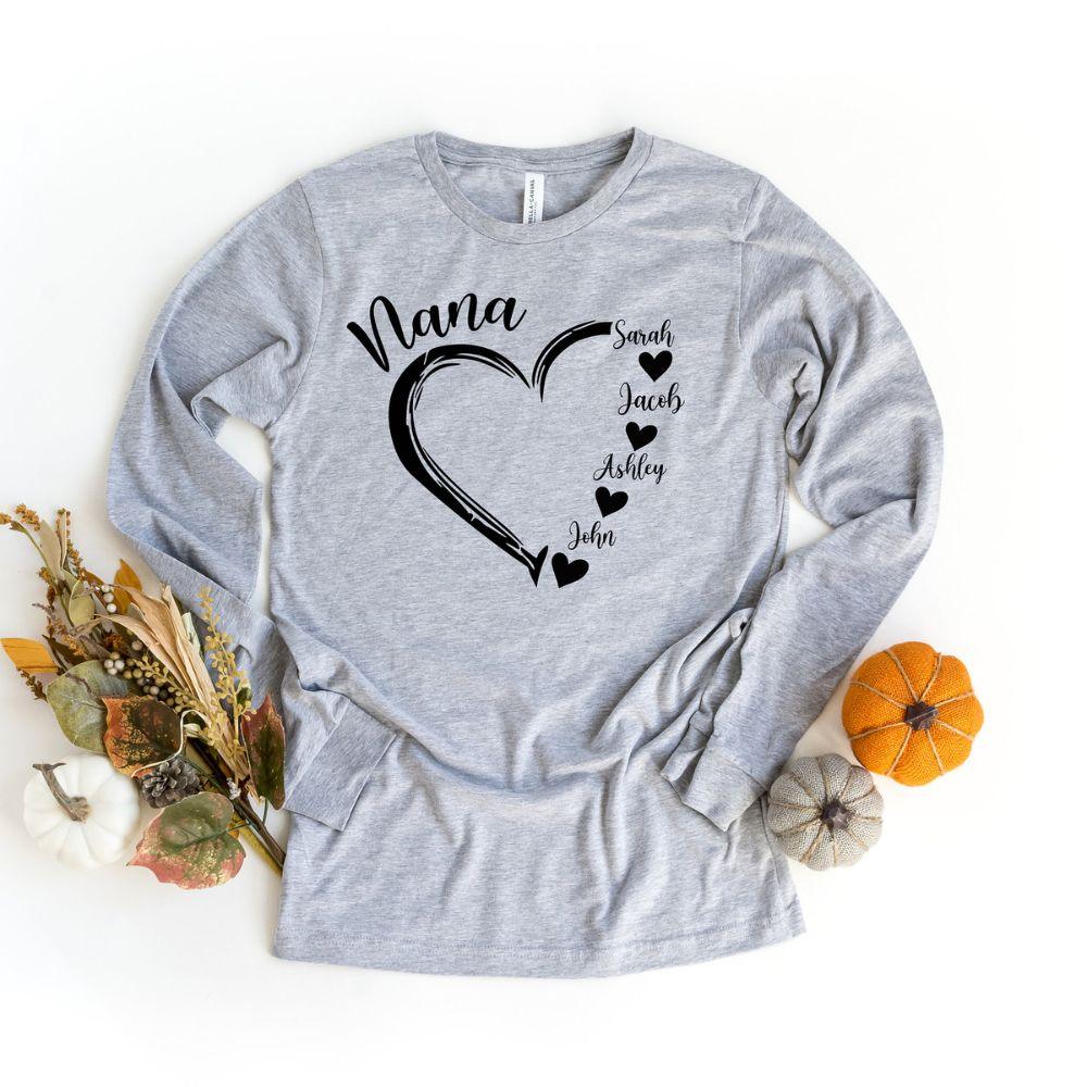 Personalisiertes Oma-T-Shirt – Namensshirt für Enkelkinder – Geschenk für Oma - GiftHaus