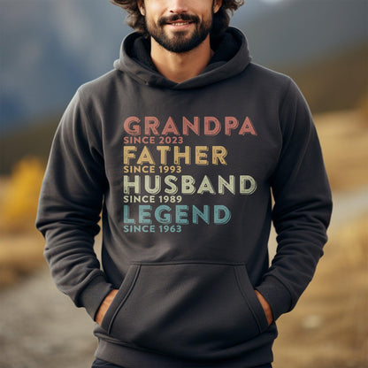 Personalisiertes Opa Shirt - Opa Vater Ehemann Legende - Vatertagsgeschenk für Vater - GiftHaus