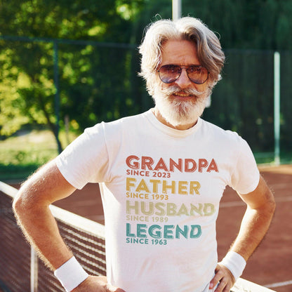 Personalisiertes Opa Shirt - Opa Vater Ehemann Legende - Vatertagsgeschenk für Vater - GiftHaus
