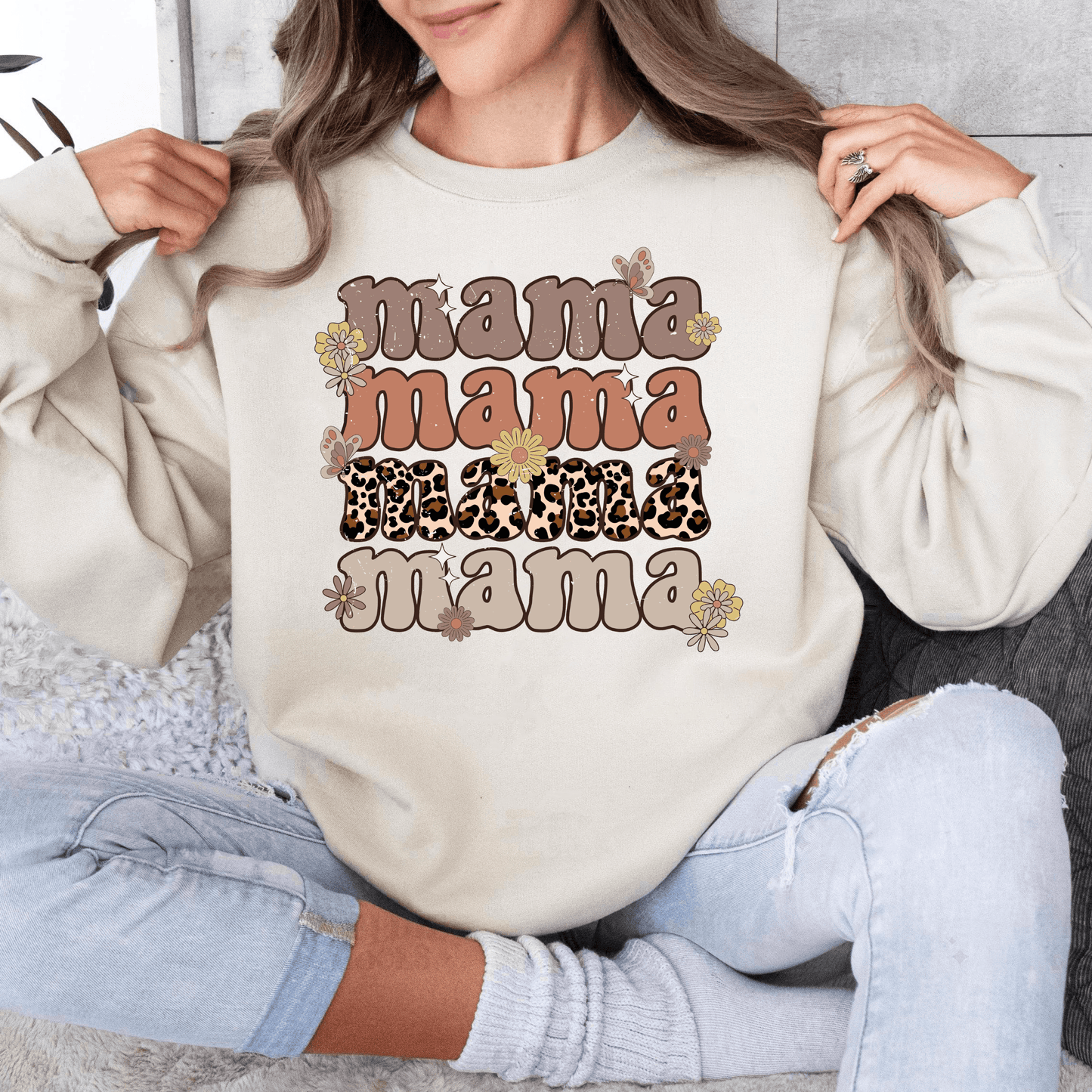 Retro Blumen Mama Sweatshirt - Stilvolles Blumendesign - GiftHaus