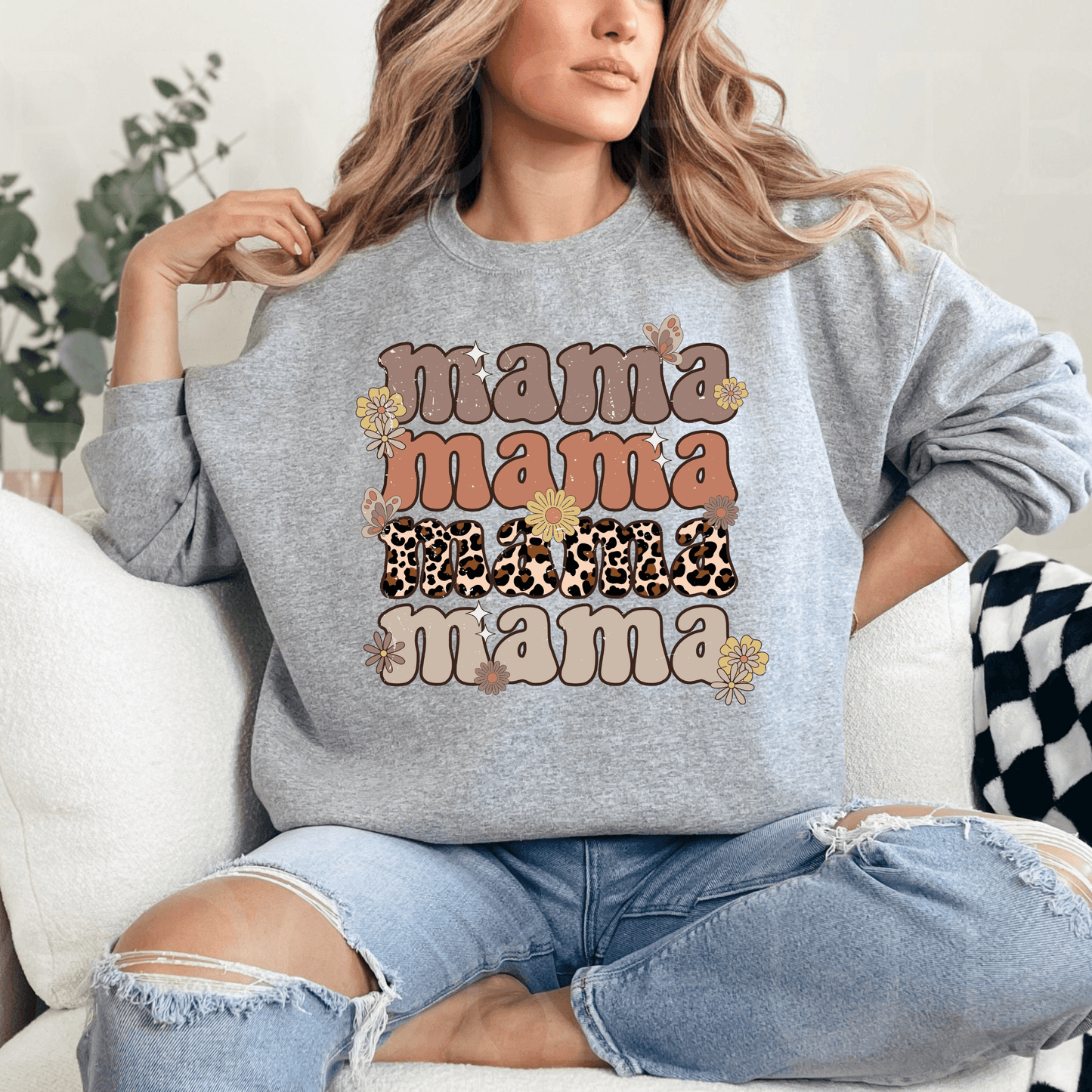 Retro Blumen Mama Sweatshirt - Stilvolles Blumendesign - GiftHaus