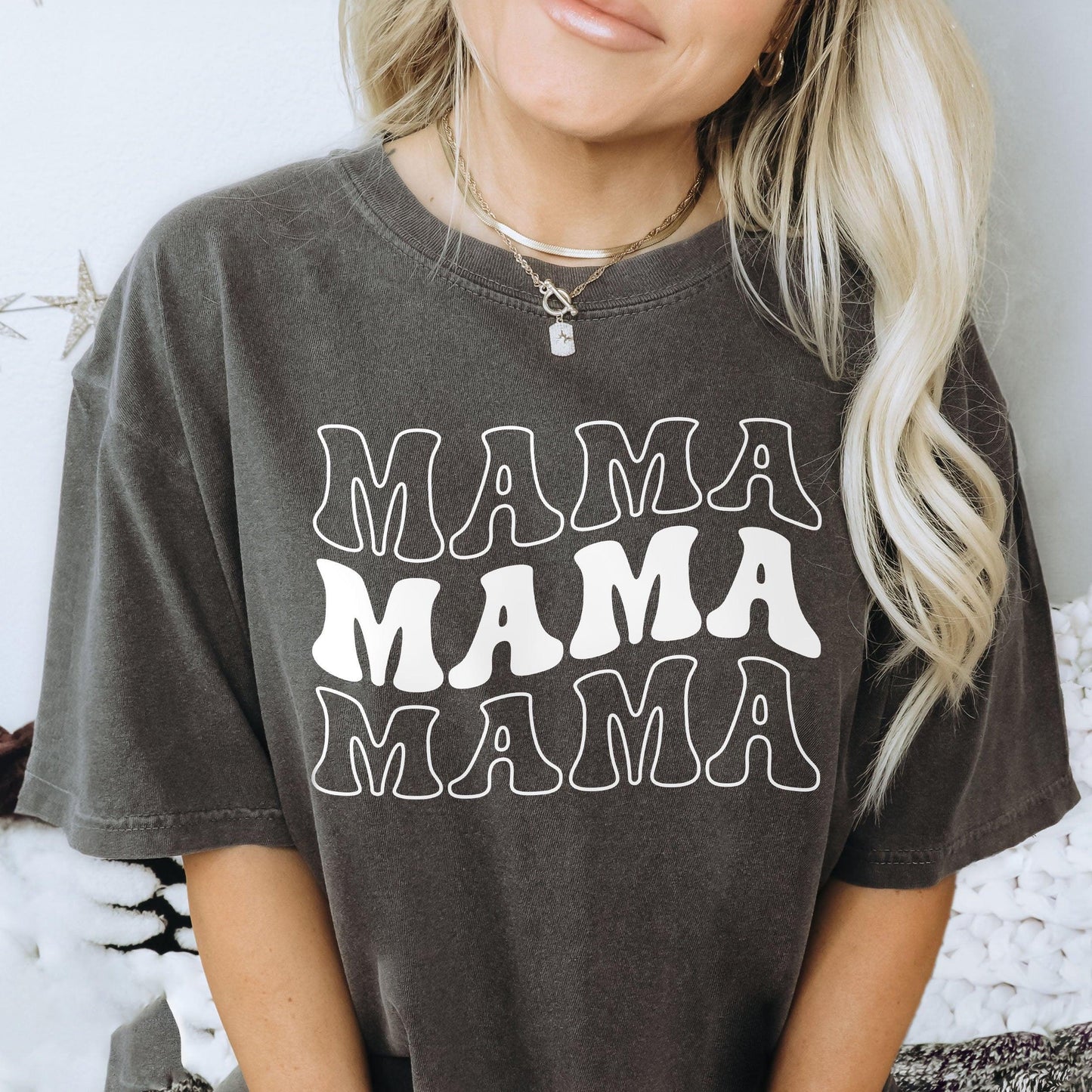 Retro Chic Mama Tee: Oversized Comfort Shirt for Mothers - Perfect New Mom Gift - GiftHaus