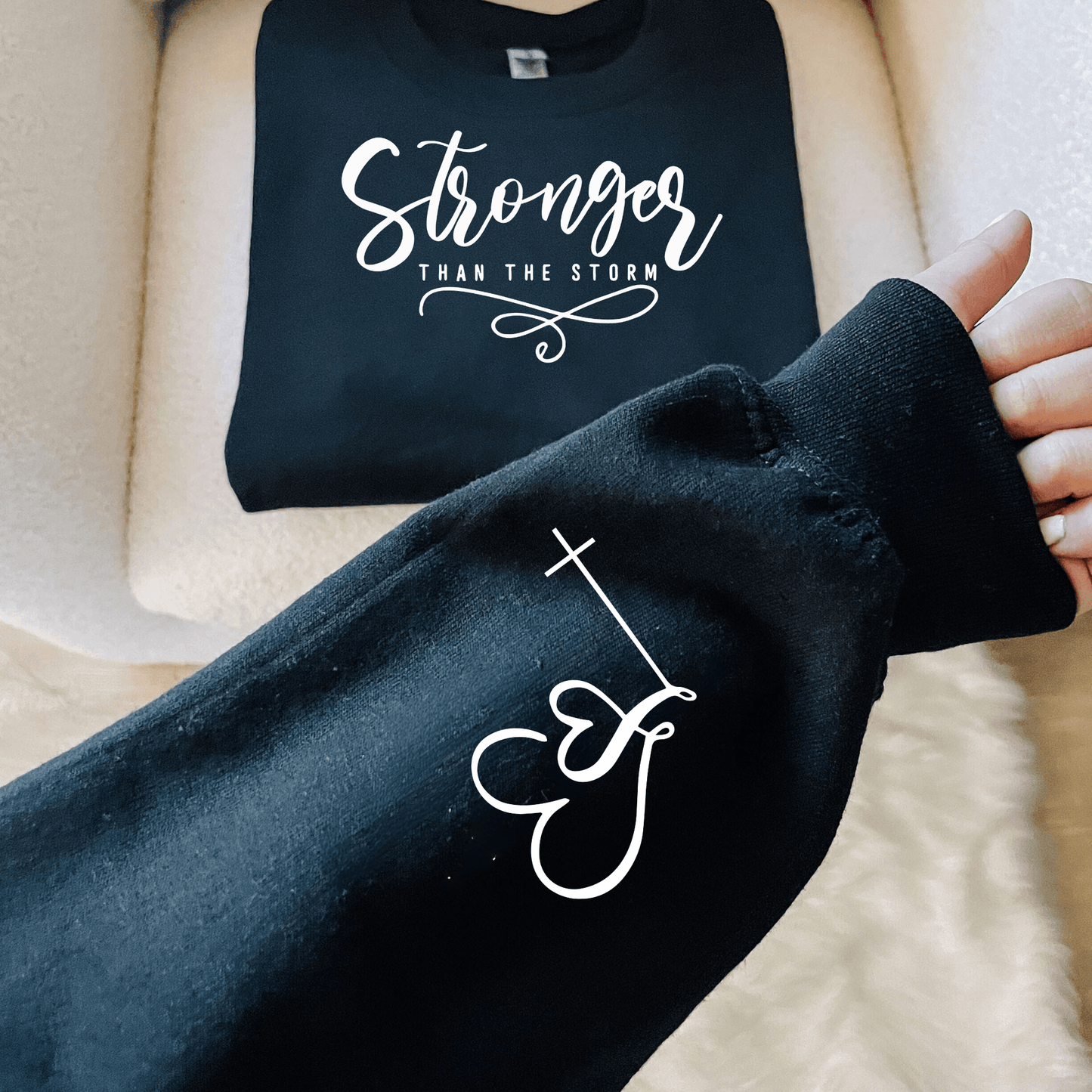 Stärker als der Sturm - Inspirations-Sweatshirt - GiftHaus