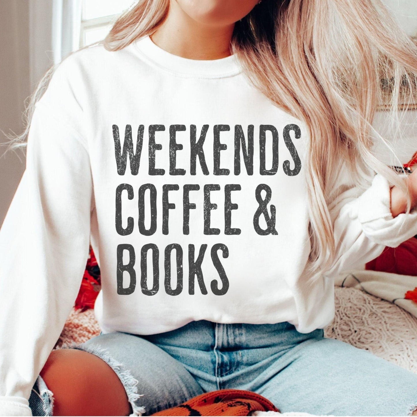 Weekends Coffee & Books Sweatshirt - Bücherwurm Geschenk - GiftHaus